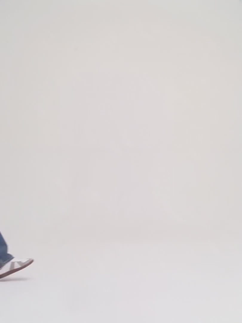 Cargar vídeo: Christian Dior Saddle White Leather