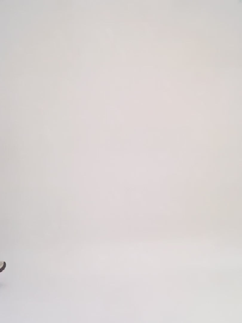 Cargar vídeo: Chanel Medium Classic Flap